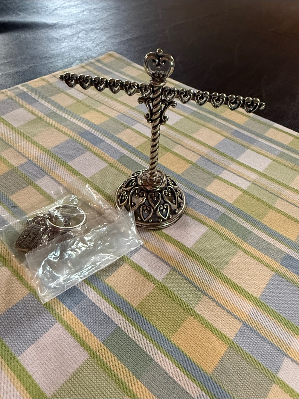 Brighton Ornate Heart Earring Stand In Antique Silver